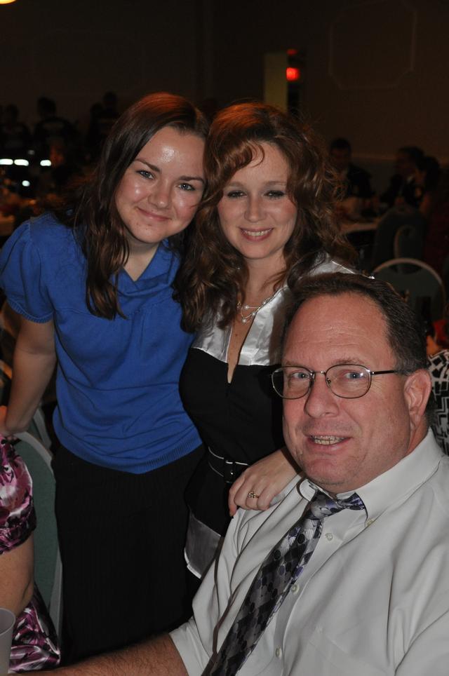 November 7, 2009 - AHVRS 20th Anniversary Installation Banquet - Bob and some of his adoring fans